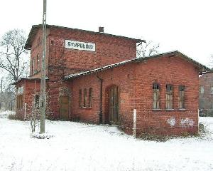 Budynek dworca kolejowego na stacji Stypułow. Widok współczesny (2005 r.) Budynek dworca kolejowego na stacji Stypułow. Widok współczesny (2005 r.)