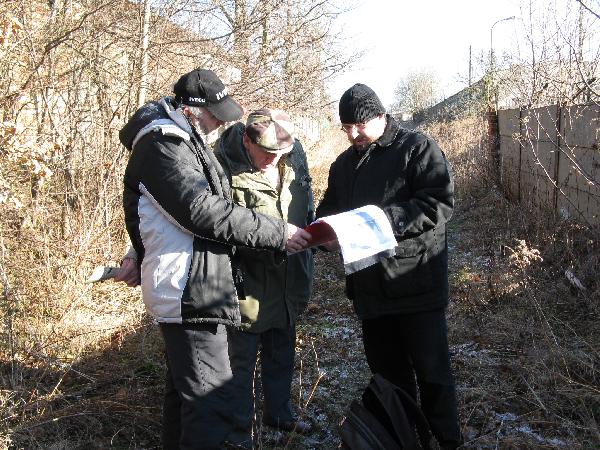 Okolice Schutzenplatz. Na torowisku szlakowym na poudnie od bramy bocznicy Powiatowego Zwizku Gminnych Spdzielni (ob. Domet - po prawej), widok w kierunku Schutzenplatz. Stan 03.02.2008 r., fot. Mieczysaw J. Bonisawski

