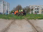 Drezyny i ekipa na osiedlu uyckim. Zbliamy si do wiaduktu nad al. Wojska Polskiego. Ujcie II (Zielona Gra) data 09.05.10